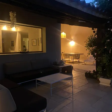 Olga Con Accesso Privato Di Nora Villa Pula